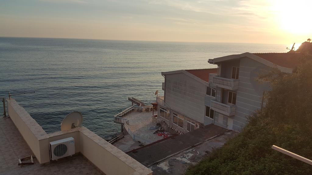 Seaside Apartment Kruce อุลซิน ภายนอก รูปภาพ