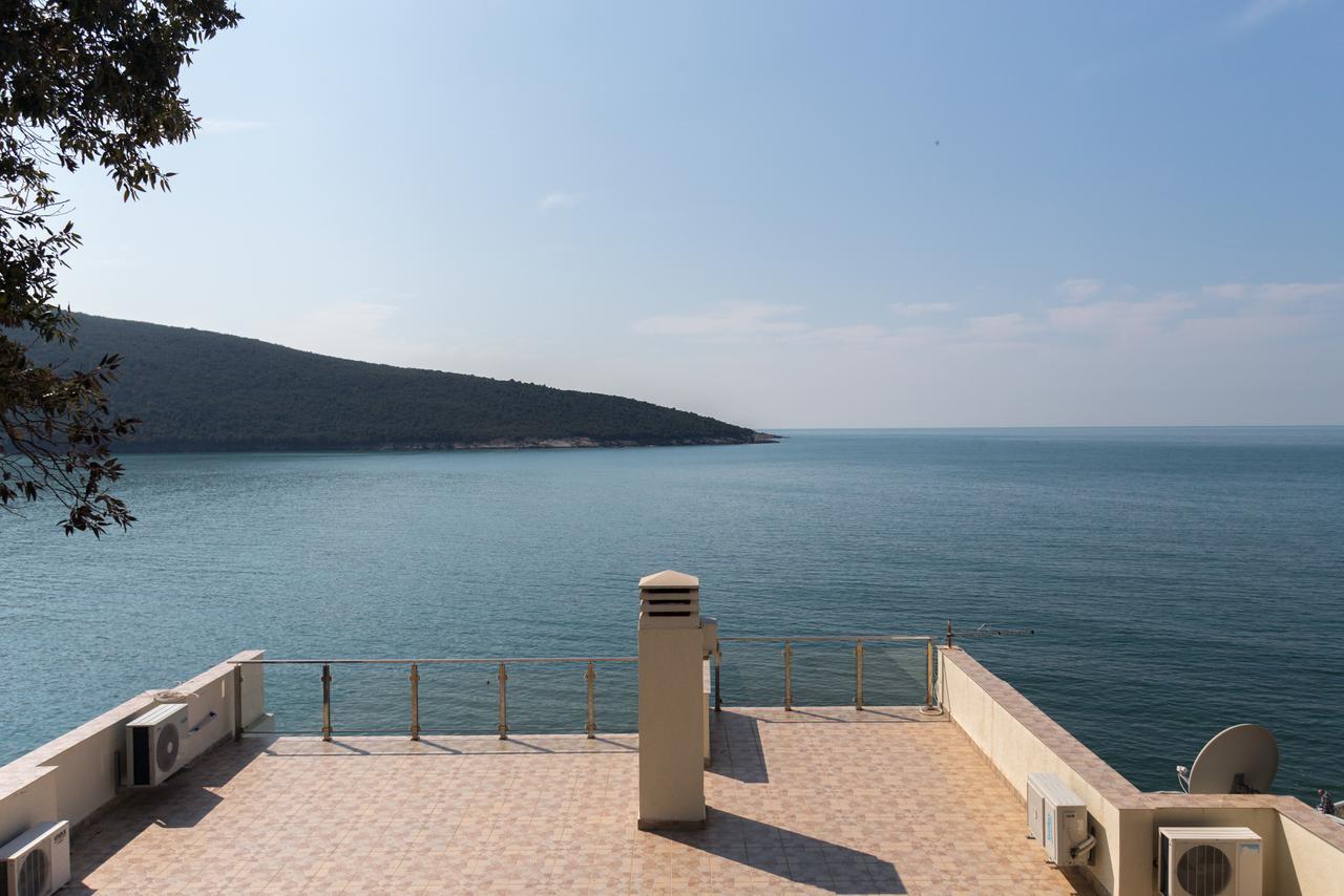 Seaside Apartment Kruce อุลซิน ภายนอก รูปภาพ
